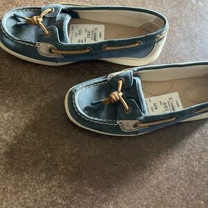 Sperry brand boat shoes women’s size 7 1/2